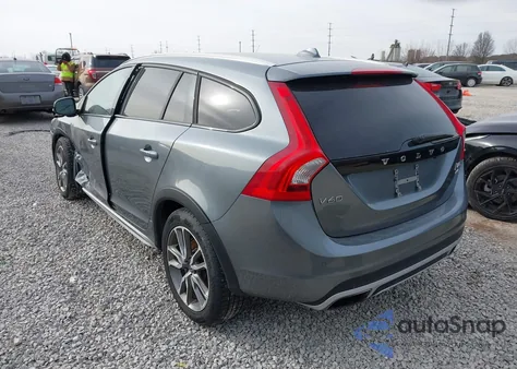 2017 Volvo V60 Cross Country T5 from USA, damaged, VIN YV440MWK7H1023845
